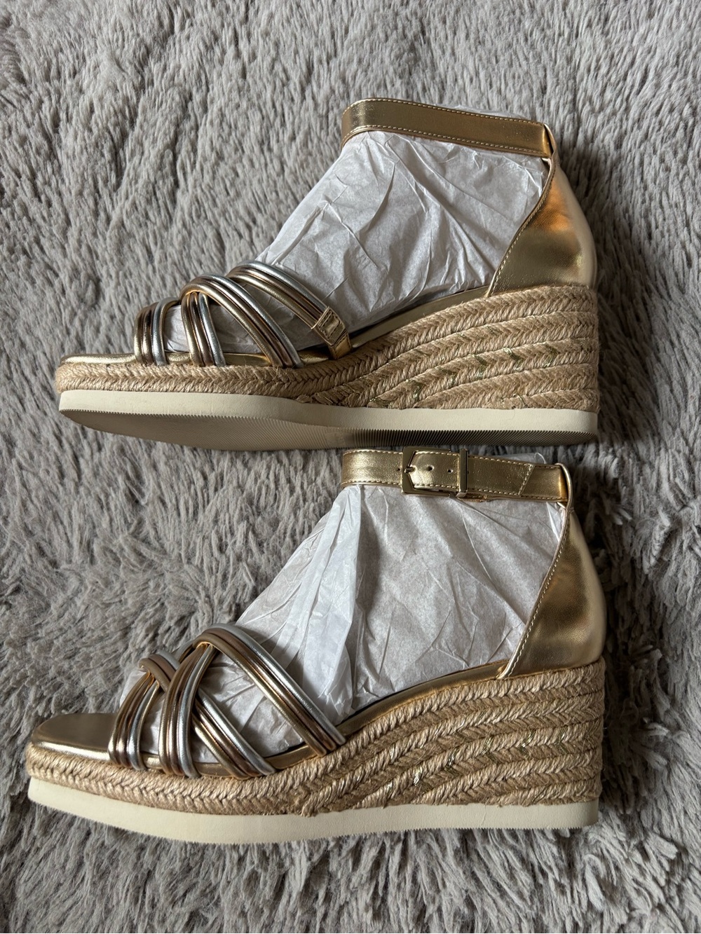 Vince Camuto Jilesa Espadrille Egyptian Sandal Metallic Multi  size 9